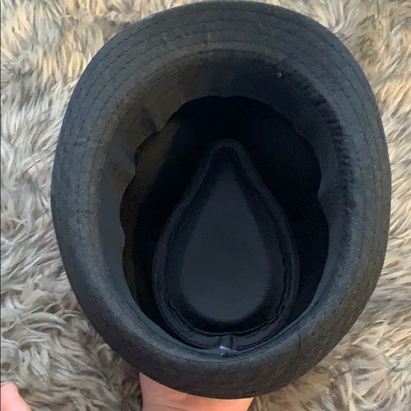 fedora - Picture 4 of 4